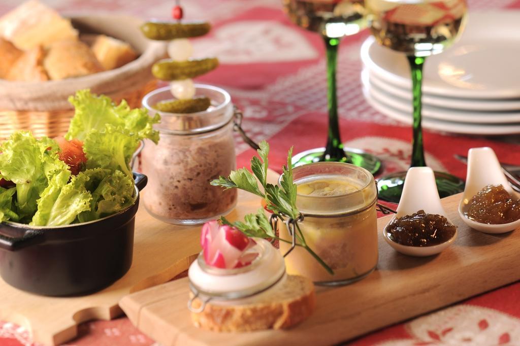 Hotel Restaurant Domaine De Basil Orbey Ngoại thất bức ảnh